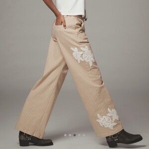 Beige and white striped Anthropologie Pants with embroidery size 8 P